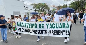 Docentes de Neiva se movilizan para exigir garantías en acceso a salud y señalan trabas en el Congreso